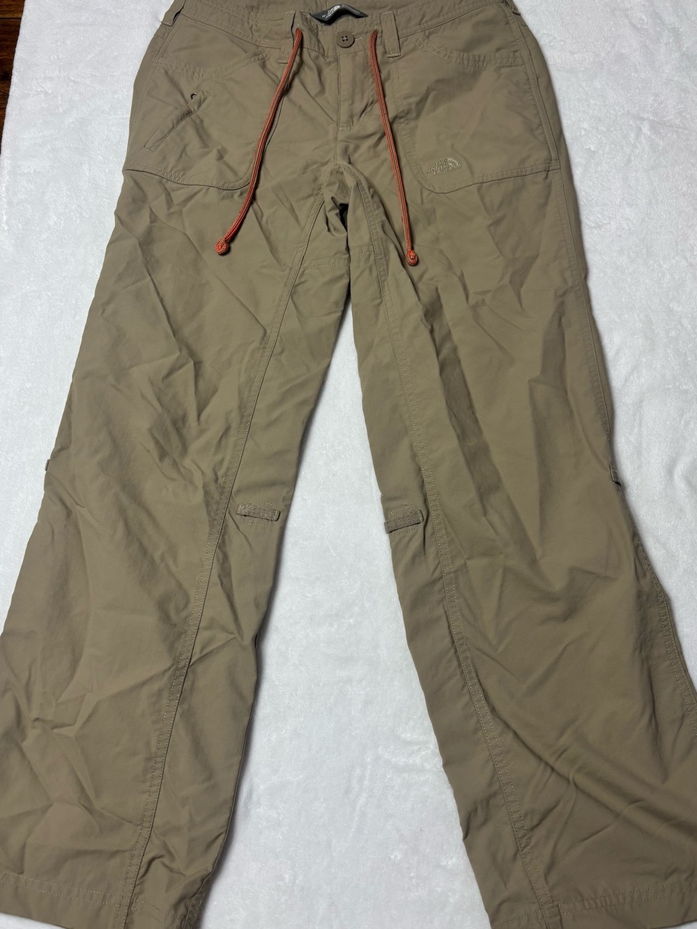 The North Face Women’s Size 2 Short Tan Outdoor Pants